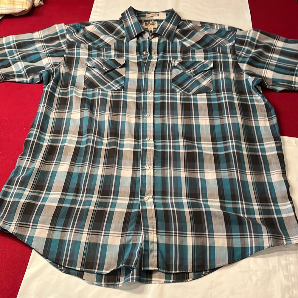 ely cattlemen TALL MAN XLT PLAID black blue gray Pearl snap 2 pockets short Slv